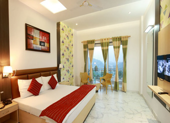 Rooms & Suites